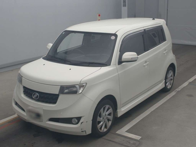 TOYOTA BB