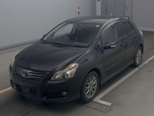 TOYOTA BLADE