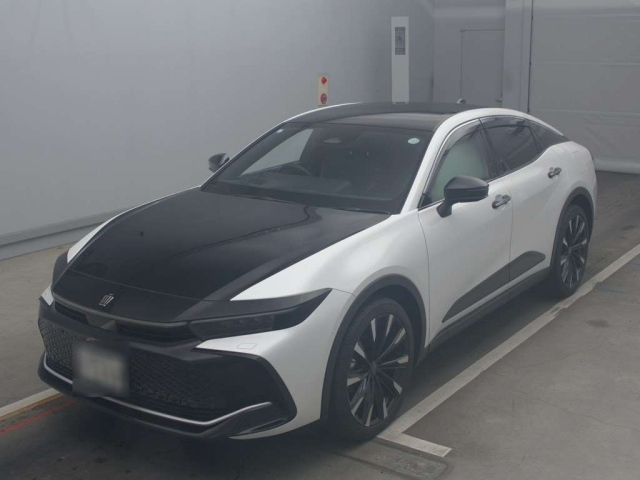 TOYOTA CROWN CROSSOVER