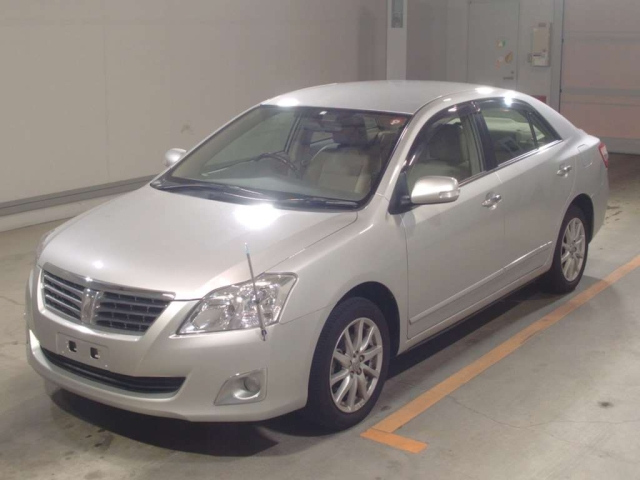 TOYOTA PREMIO