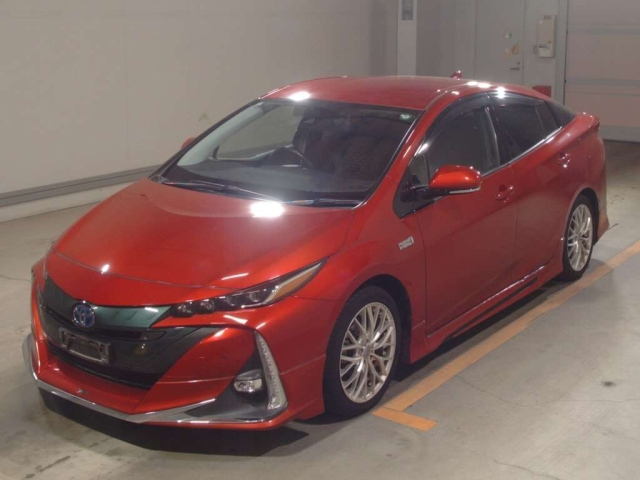 TOYOTA PRIUS PHV