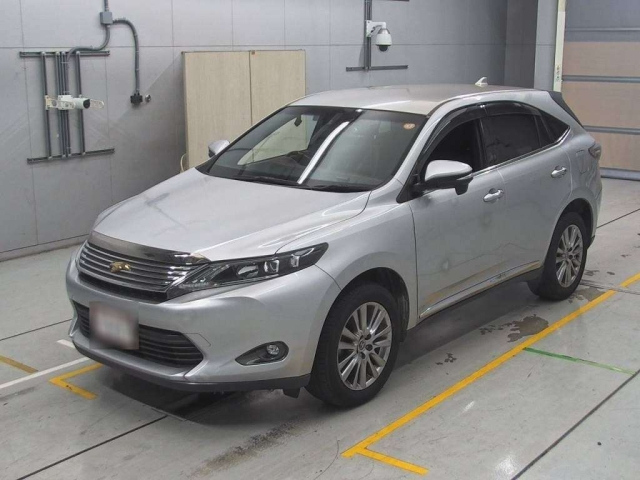 TOYOTA HARRIER