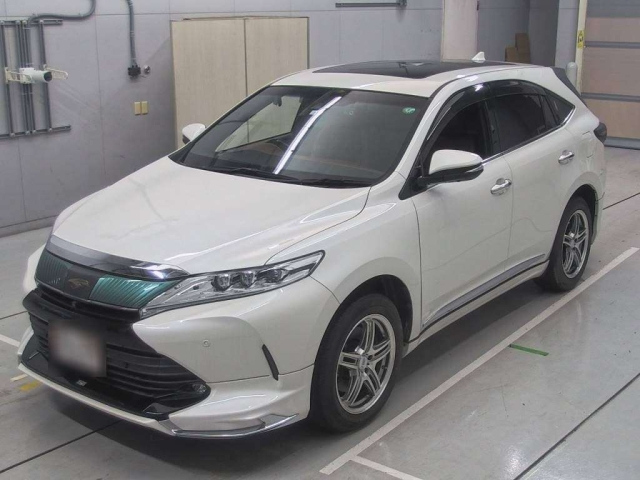 TOYOTA HARRIER