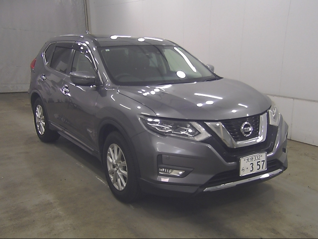 NISSAN X-TRAIL