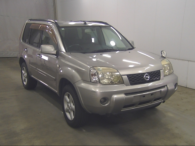 NISSAN X-TRAIL
