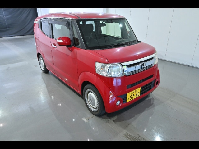 HONDA N BOX SLASH
