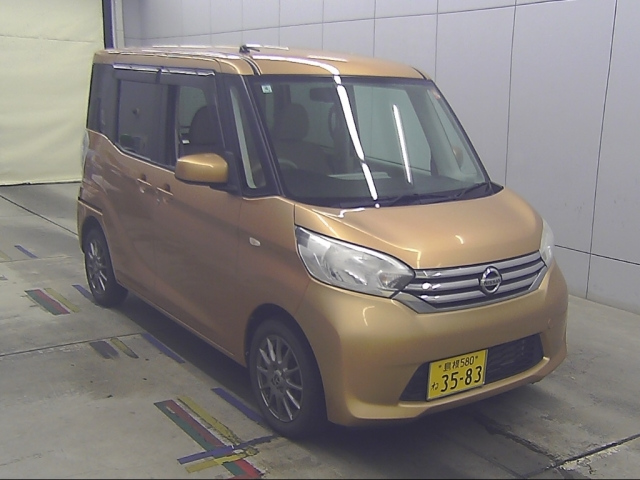 NISSAN DAYZ ROOX