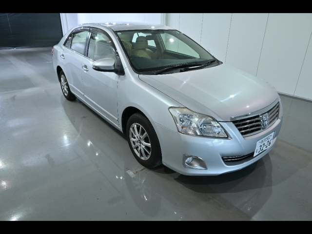 TOYOTA PREMIO