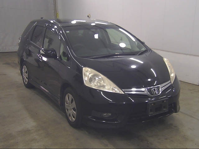HONDA FIT SHUTTLE