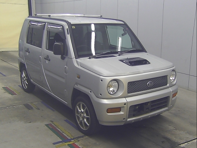 DAIHATSU NAKED