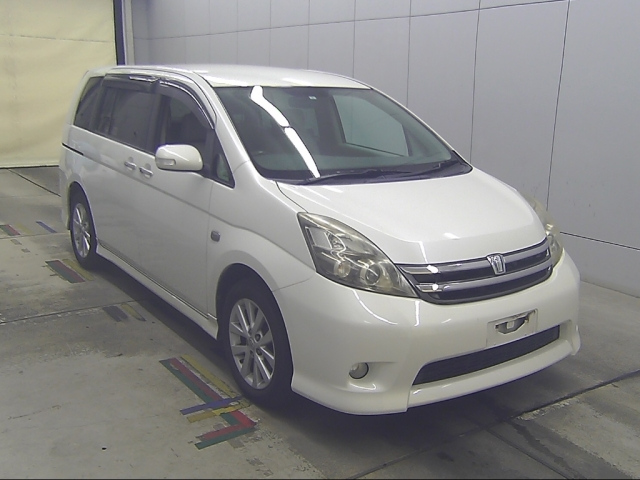 TOYOTA ISIS