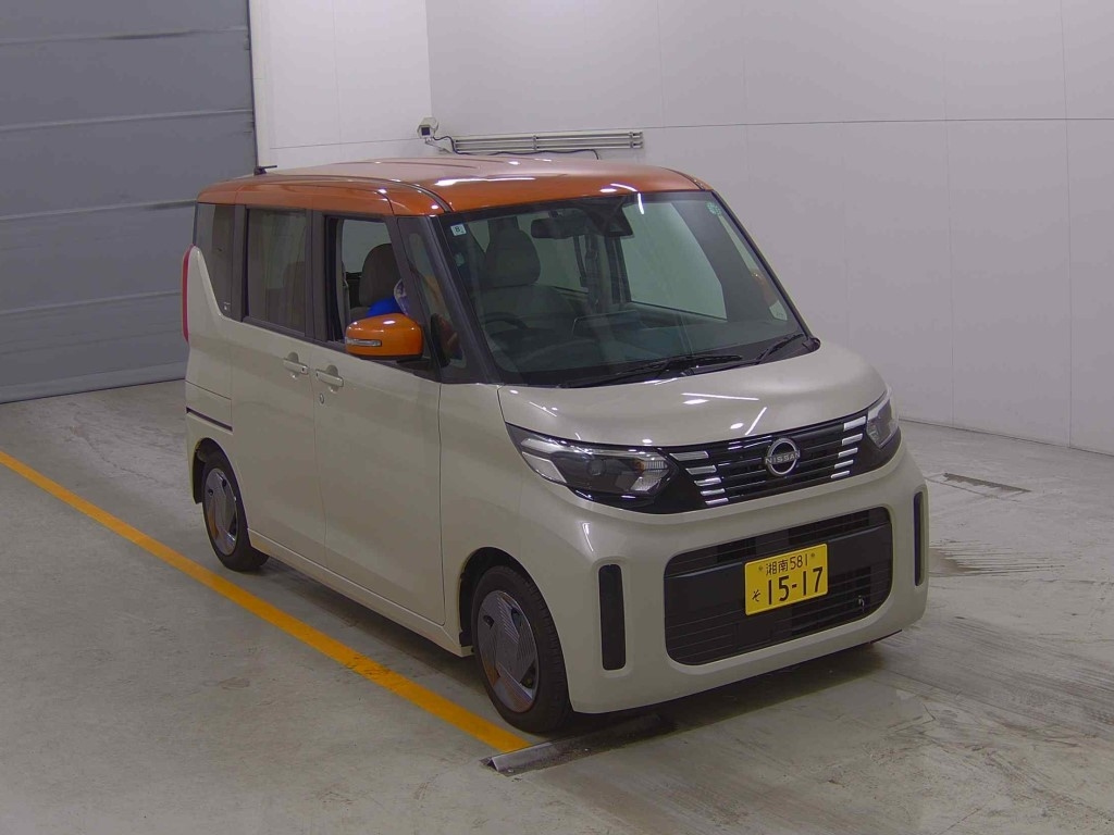 NISSAN ROOX
