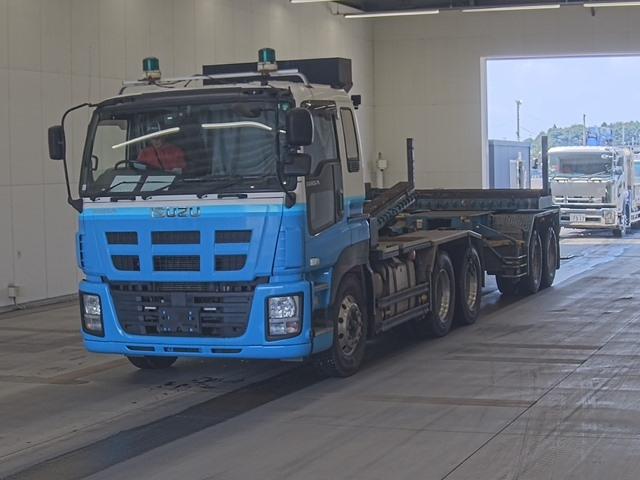 ISUZU GIGA