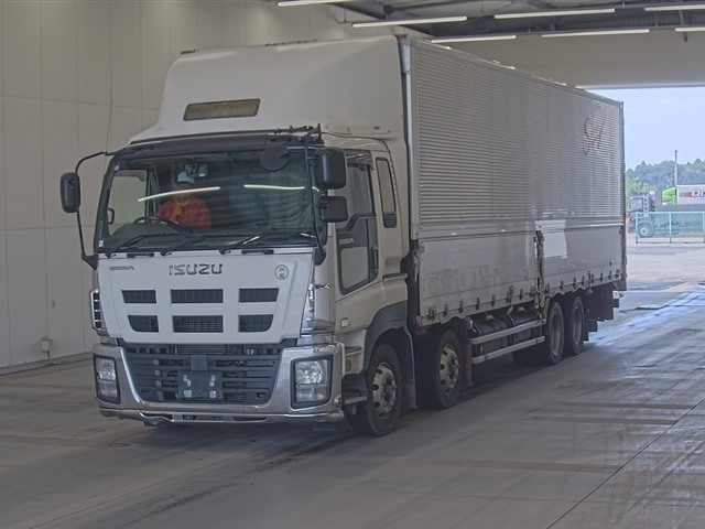 ISUZU GIGA