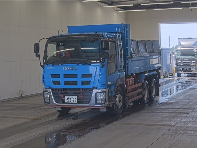 ISUZU GIGA