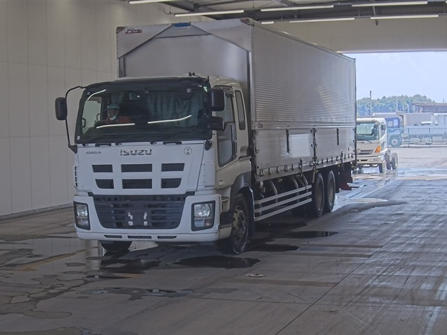 ISUZU GIGA