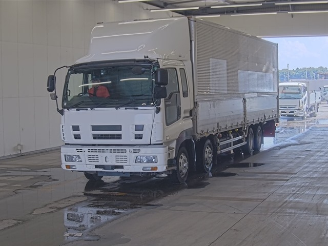 ISUZU GIGA
