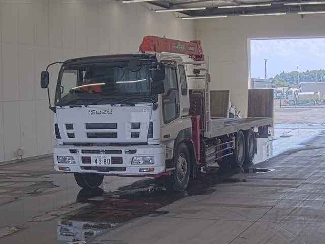ISUZU GIGA