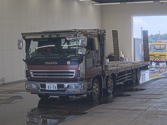 ISUZU GIGA