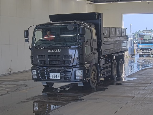 ISUZU GIGA