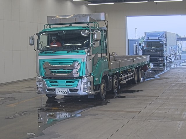 ISUZU GIGA