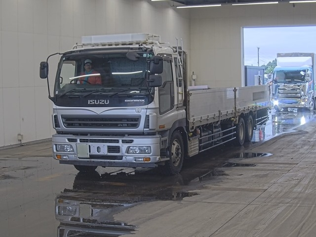 ISUZU GIGA