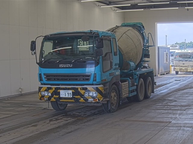 ISUZU GIGA