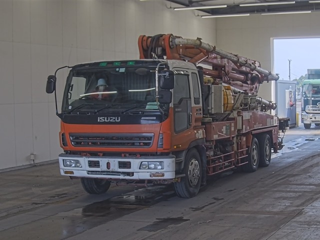 ISUZU GIGA