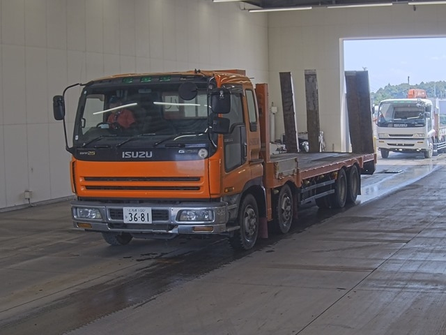 ISUZU GIGA