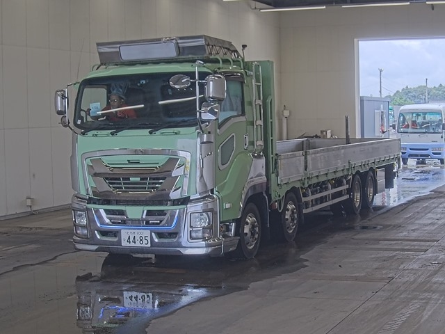 ISUZU GIGA