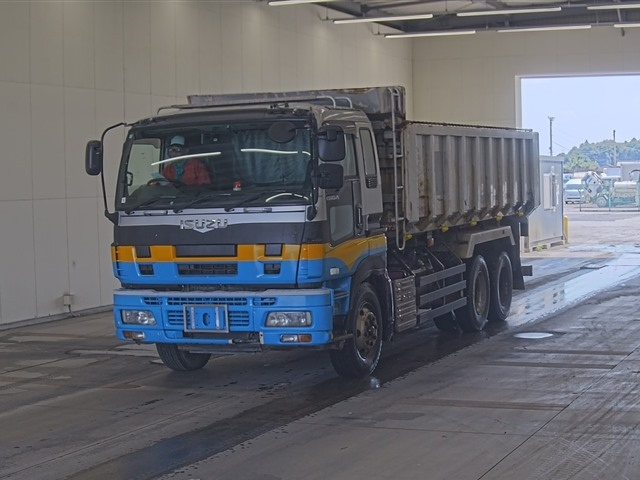 ISUZU GIGA