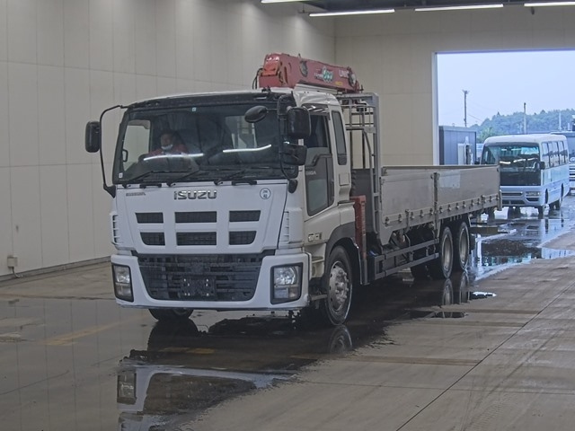 ISUZU GIGA