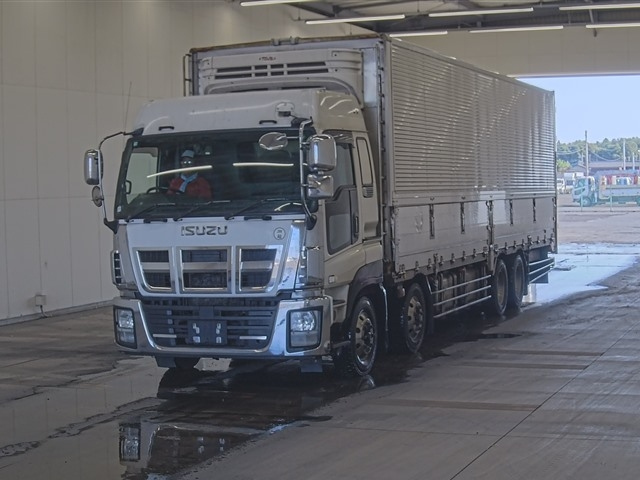 ISUZU GIGA
