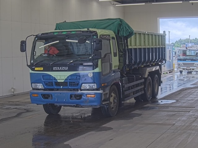 ISUZU GIGA