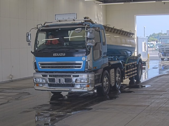 ISUZU GIGA
