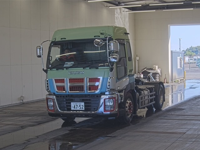 ISUZU GIGA