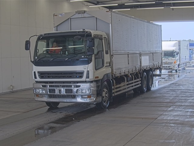 ISUZU GIGA