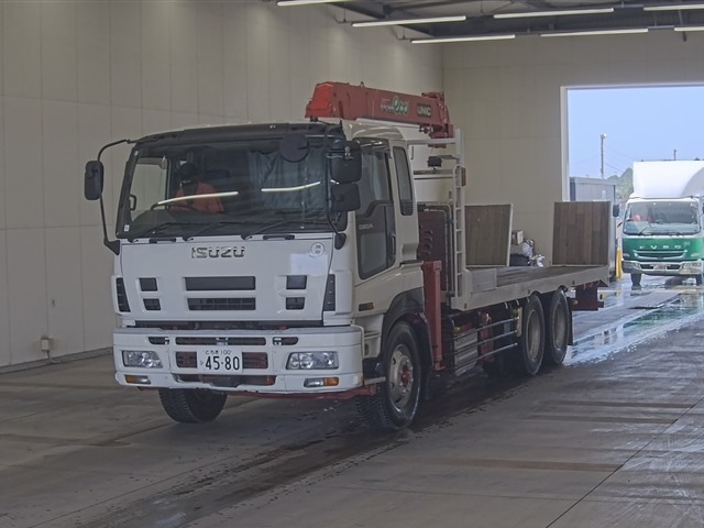 ISUZU GIGA