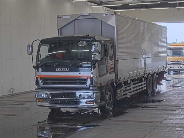 ISUZU GIGA