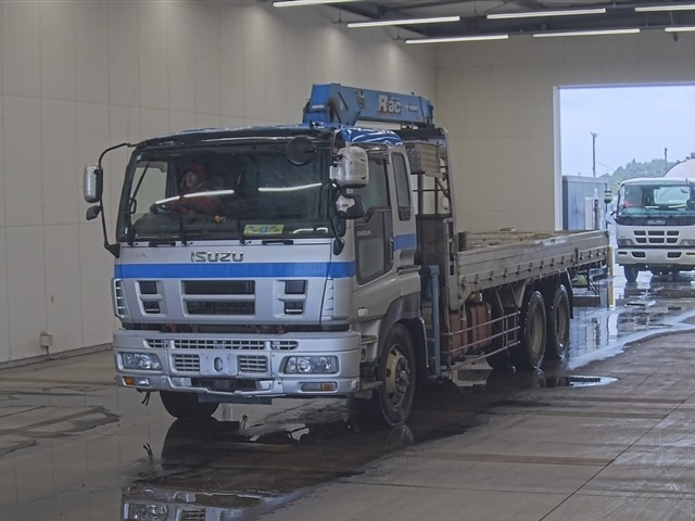 ISUZU GIGA