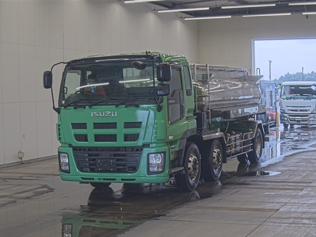 ISUZU GIGA