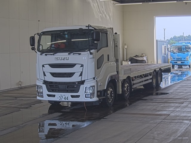 ISUZU GIGA