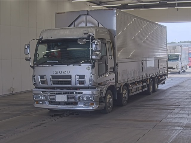 ISUZU GIGA