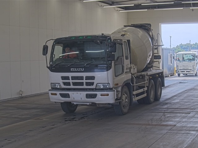 ISUZU GIGA