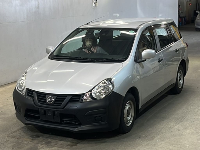 NISSAN AD