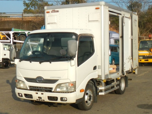 HINO DUTRO