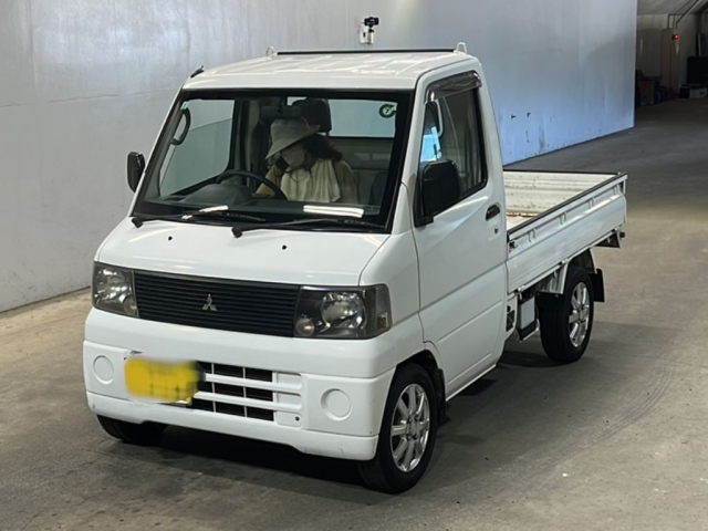 MITSUBISHI MINICAB TRUCK