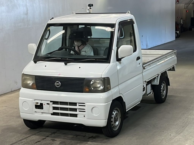 NISSAN CLIPPER TRUCK