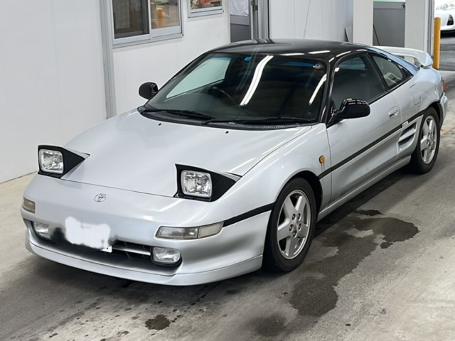 TOYOTA MR2