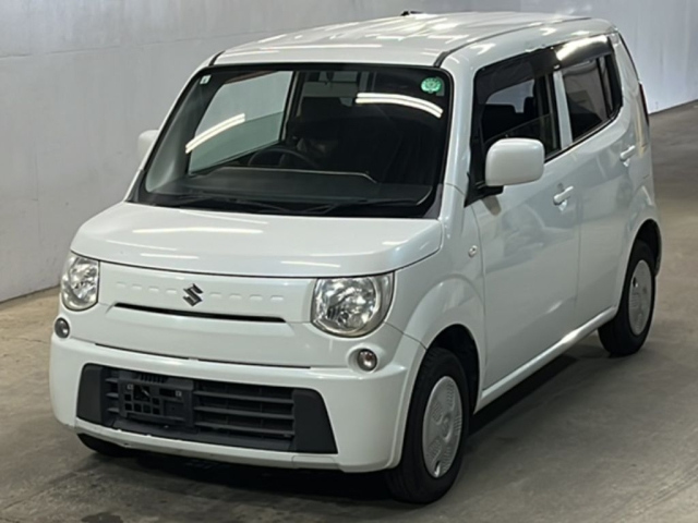 SUZUKI MRWAGON
